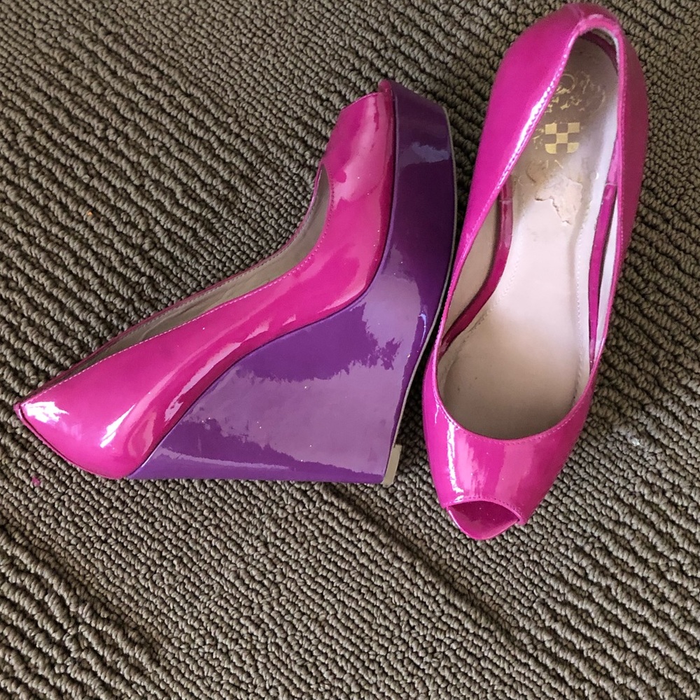Vince Camuto pink wedge - Picture 3 of 7